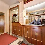 巴塞利亚酒店 3*