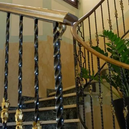 Hotel Basilea 3*
