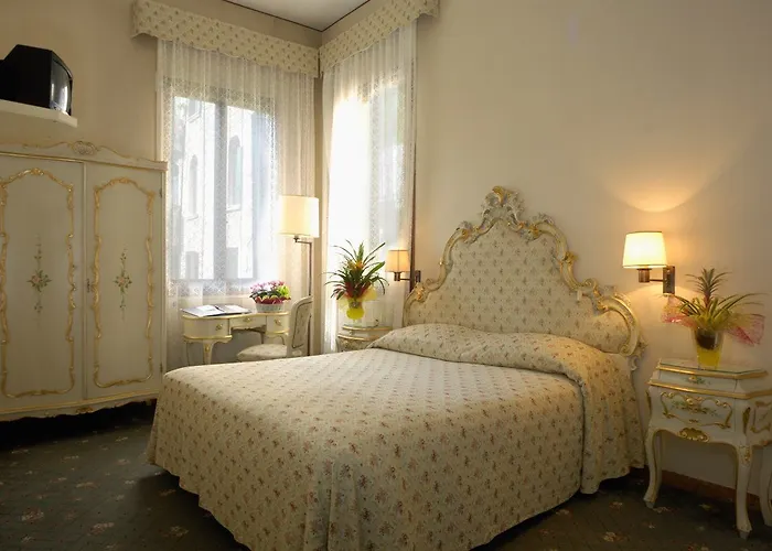 Basilea Hotel Venecia